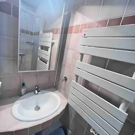 Super T2 Proche De Tour Eiffel Paris