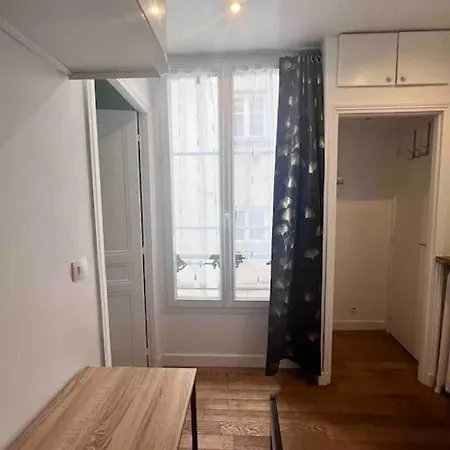 Super T2 Proche De Tour Eiffel