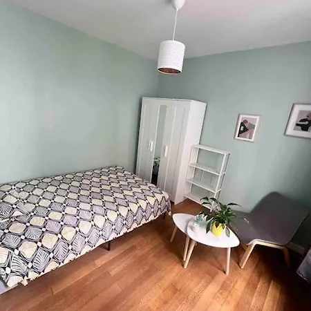 Super T2 Proche De Tour Eiffel * Paris