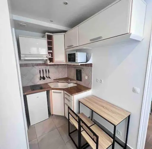 Super T2 Proche De Tour Eiffel Appartement Paris
